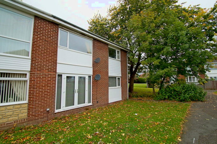 2 Bedroom Ground Flat To Rent In Bowmont Walk, DH2