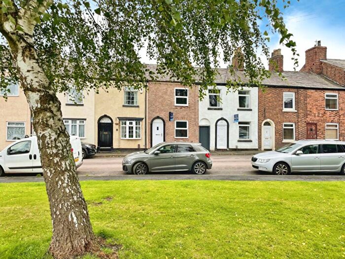 2 Bedroom Terraced House To Rent In Green Street, Macclesfield, Cheshire, SK10