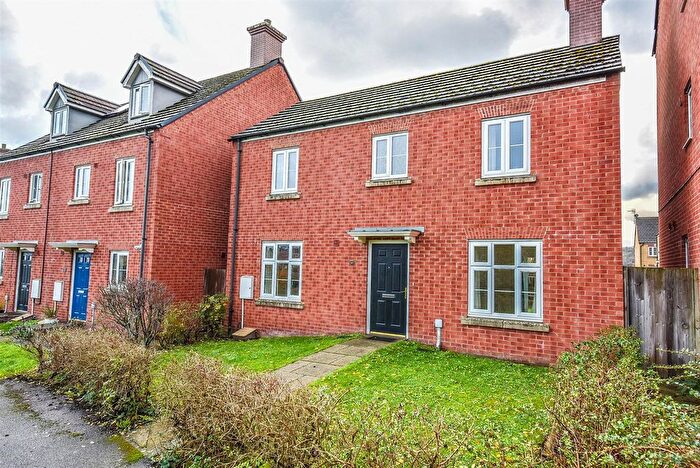 3 Bedroom Detached House For Sale In Harrolds Close, Dursley, GL11