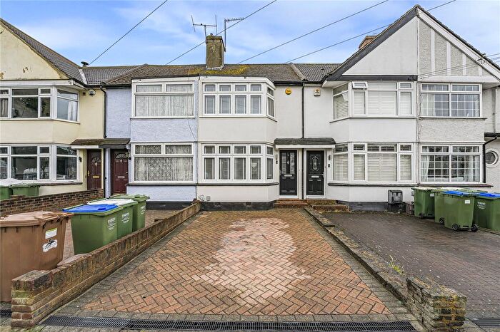 2 Bedroom Terraced House For Sale In Sherwood Park Avenue, Sidcup, Bexley, DA15