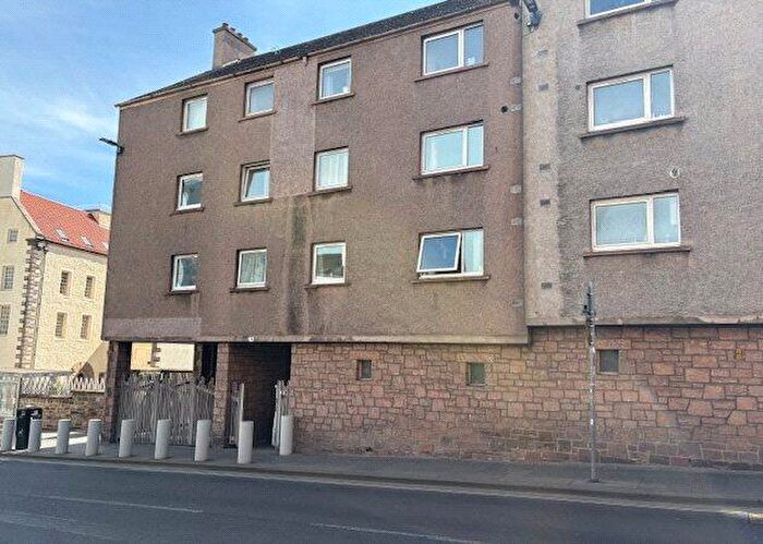 1 Bedroom Flat For Sale In Canongate, Edinburgh, Midlothian, EH8