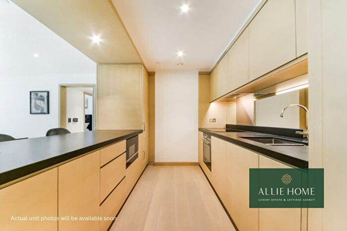 1 Bedroom Flat For Sale In Viaduct Gardens, Embassy Gardens, SW11