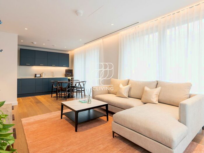 2 Bedroom Flat To Rent In Sovereign Court, London, WC1X