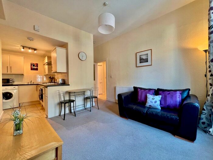 1 Bedroom Flat To Rent In Caledonian Crescent, Dalry, Edinburgh, EH11