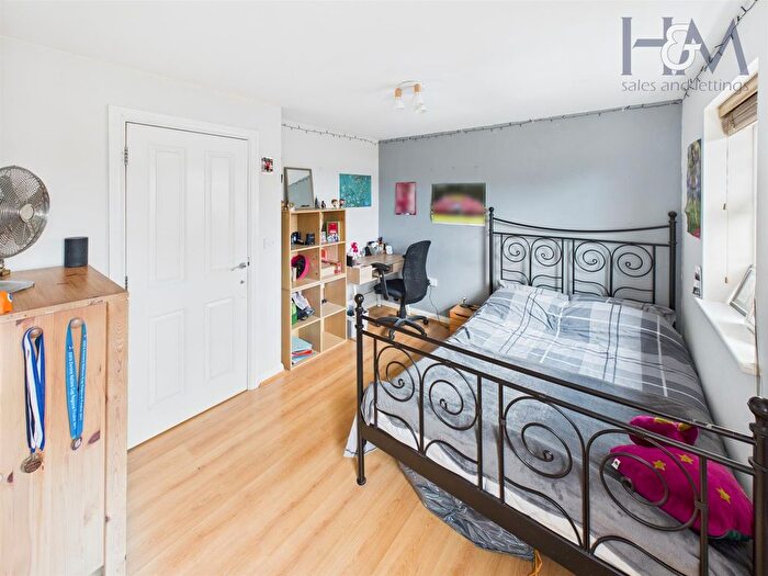 3 Bedroom Terraced House For Sale In Merrick Close, Great Ashby, Stevenage, SG1