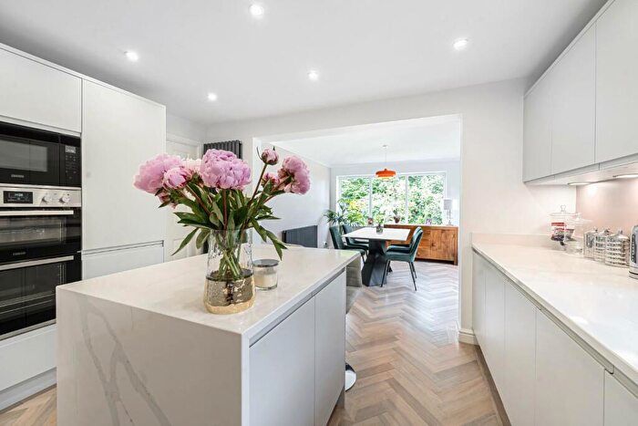 3 Bedroom Detached Bungalow For Sale In Main Road, Newsholme, Goole, DN14