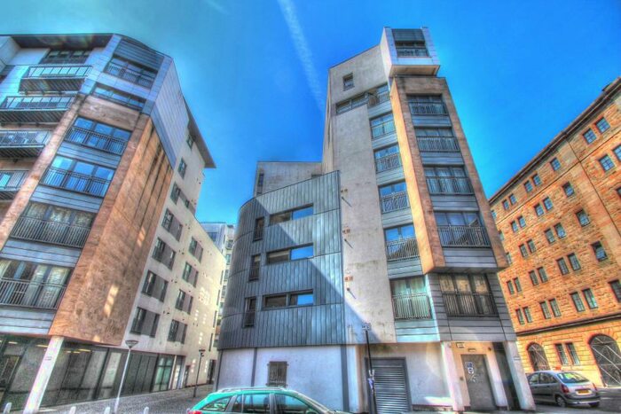 2 Bedroom Apartment To Rent In Bell Street, Merchant City, G4
