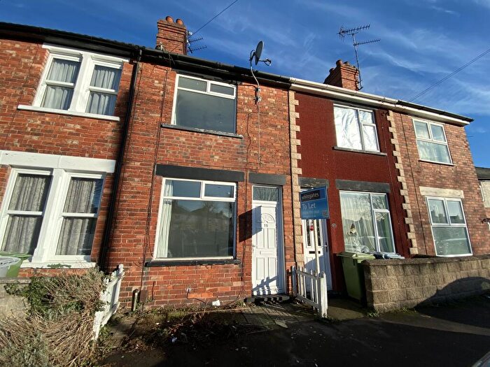 2 Bedroom Terraced House To Rent In Lawrence Place, Newark, Notts, NG24