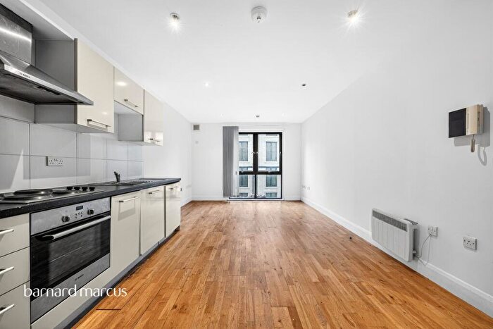 1 Bedroom Flat For Sale In Waterworks Yard, Croydon, CR0