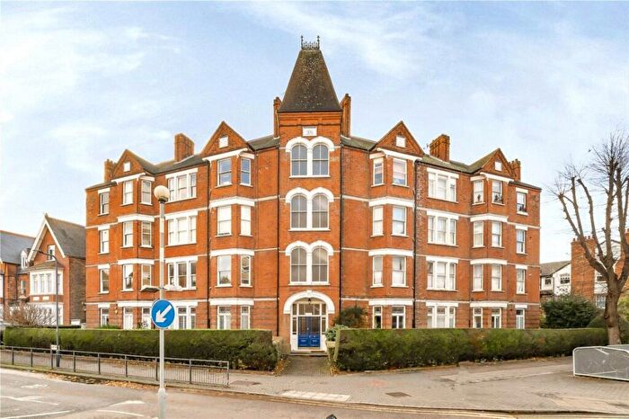 2 Bedroom Flat For Sale In St Pauls Avenue, Willesden, NW2