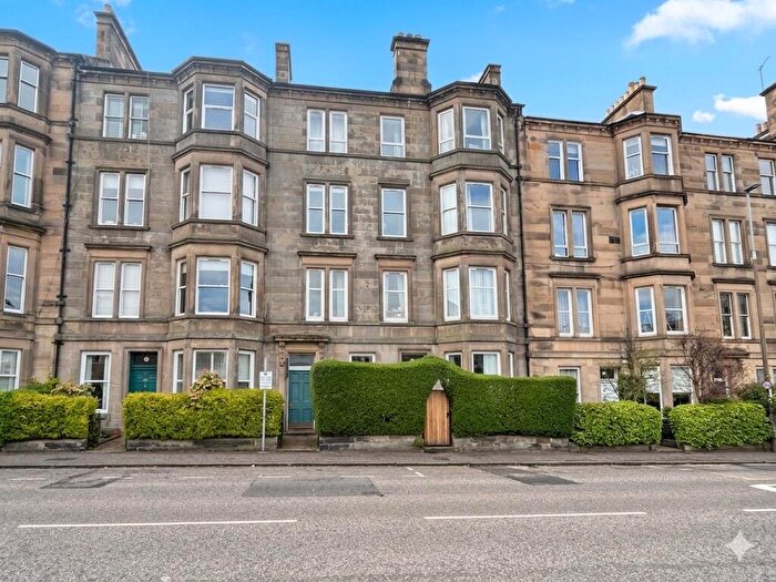 6 Bedroom Flat To Rent In Polwarth Gardens, Polwarth, Edinburgh, EH11