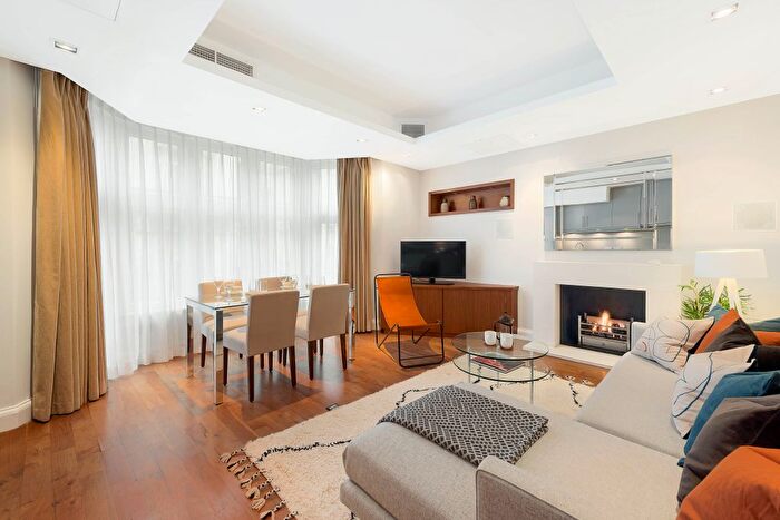 1 Bedroom Flat To Rent In St. James's Street, London, SW1A