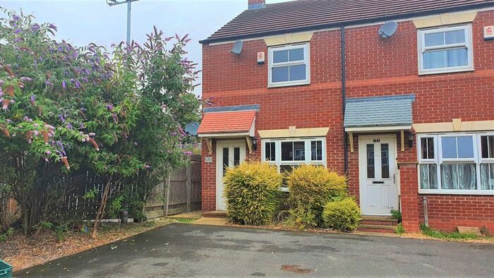 2 Bedroom Semi-Detached House To Rent In Stonegate Mews, Balby, Doncaster, DN4