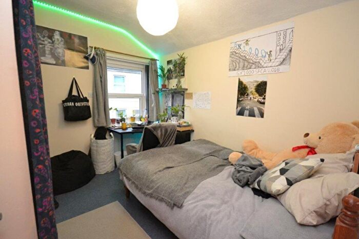 6 Bedroom House To Rent In Raleigh Road, Bristol, BS3