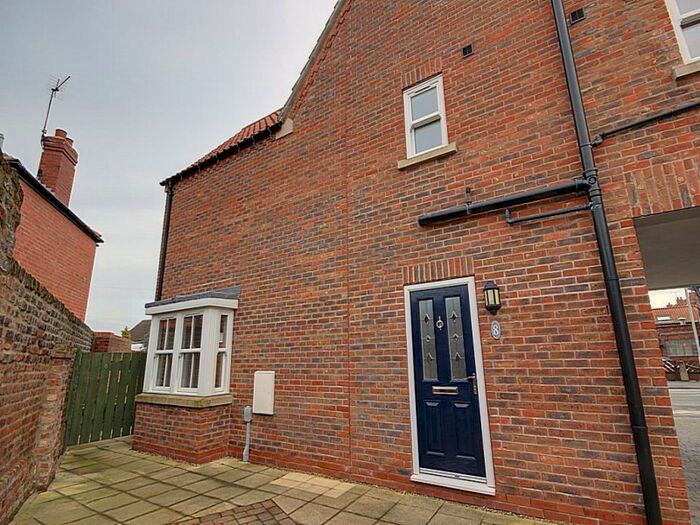 3 Bedroom Property To Rent In Blucher Lane, Beverley, HU17