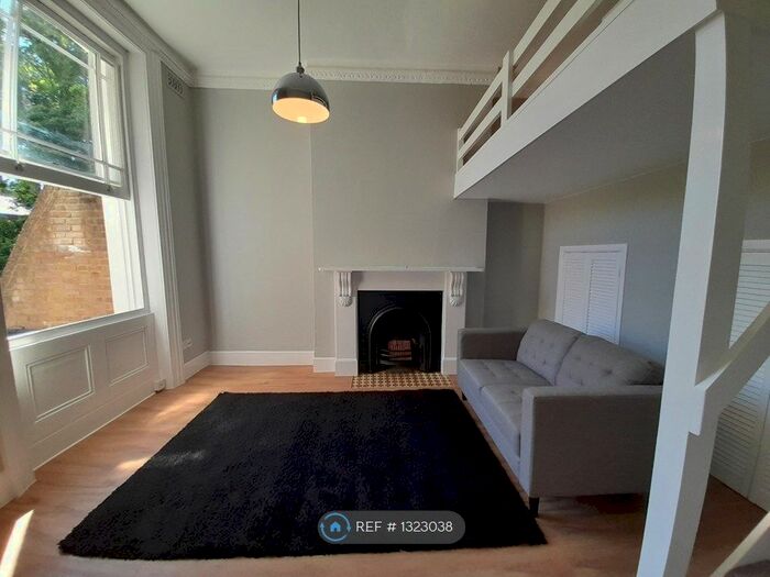 Studio To Rent In Hammersmith Grove, London W6