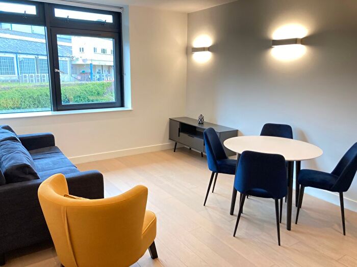 1 Bedroom Flat To Rent In Syon Lane, Isleworth, TW7