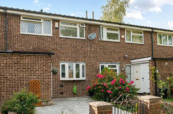 3 Bedroom Terraced House For Sale In Mayfield Avenue, Orpington, BR6