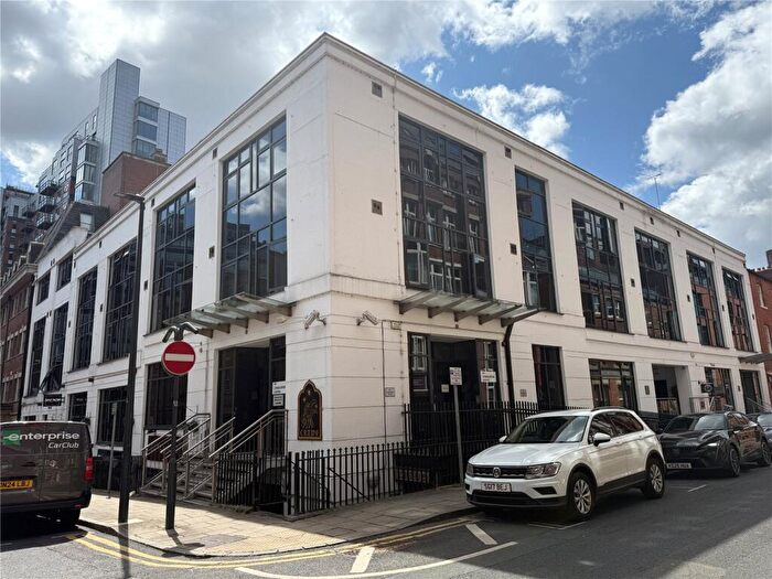 1 Bedroom Apartment For Sale In Britannia House, York Place, Leeds, LS1