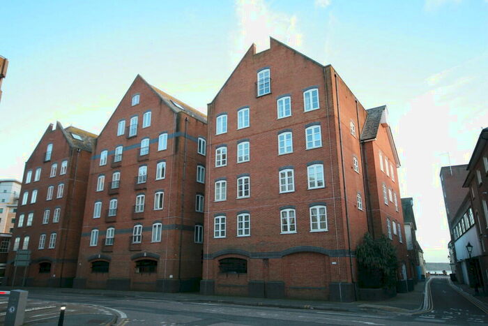 1 Bedroom Apartment To Rent In Quay Point, Poole, BH15