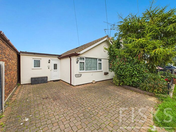 2 Bedroom Detached Bungalow For Sale In Hornsland Road, Canvey Island, SS8