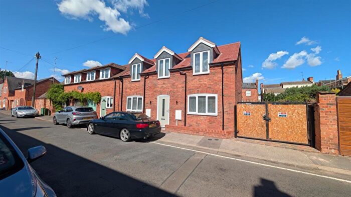 1 Bedroom Apartment To Rent In New Street, Leamington Spa, CV31