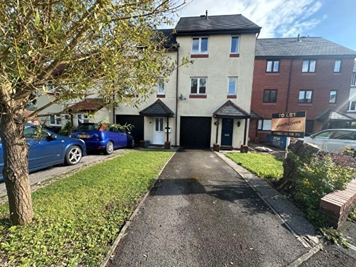 3 Bedroom Semi-Detached House To Rent In River View, Chepstow, NP16