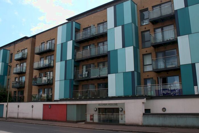 2 Bedroom Flat To Rent In Iconia House, Homesdale Road, Bromley, BR2