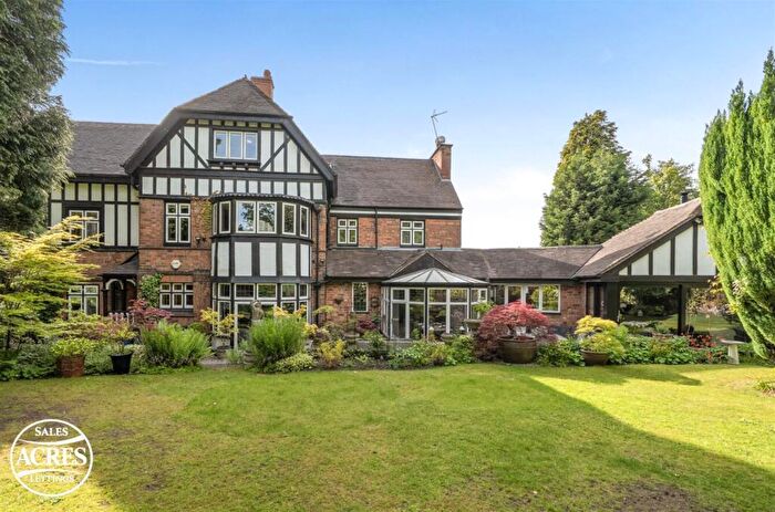 4 Bedroom House For Sale In Streetly Lane, Four Oaks, B74