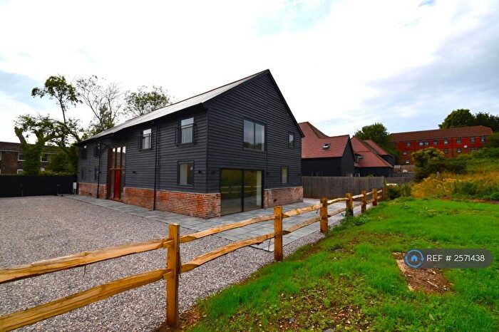 6 Bedroom Detached House To Rent In Folly Farm Gardens, Canterbury, CT2