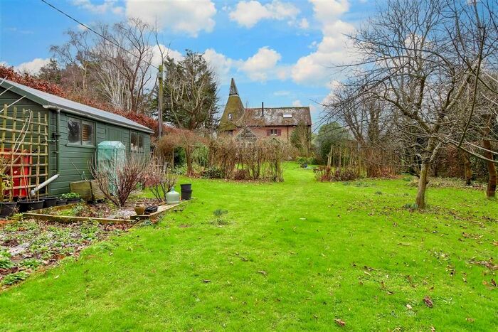 4 Bedroom Detached House For Sale In Wingham Well Lane, Wingham Well, Canterbury, Kent, CT3