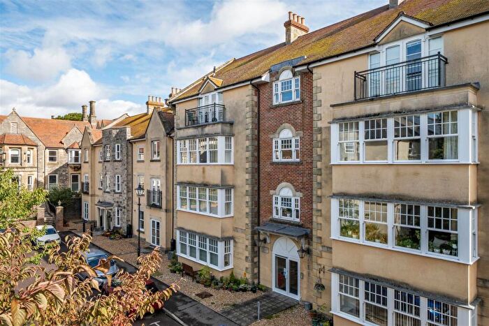 2 Bedroom Retirement Property For Sale In Somerleigh Road, Dorchester, DT1