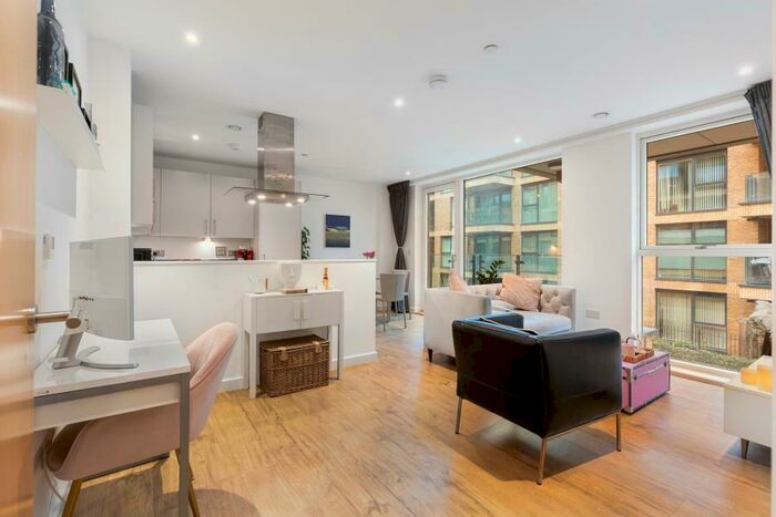 1 Bedroom Flat To Rent In Angel Lane, SE17