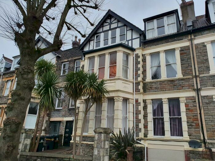 3 Bedroom Flat To Rent In Blenheim Road, Westbury Park, Bristol, BS6