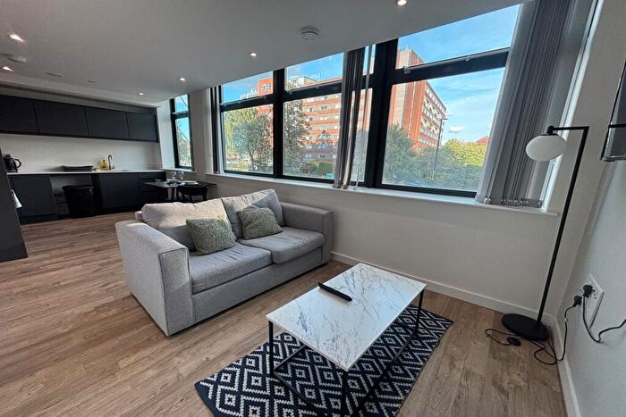 1 Bedroom Apartment To Rent In Bedroom Double Bed One-Bedroom Apartment In Manchester, M16