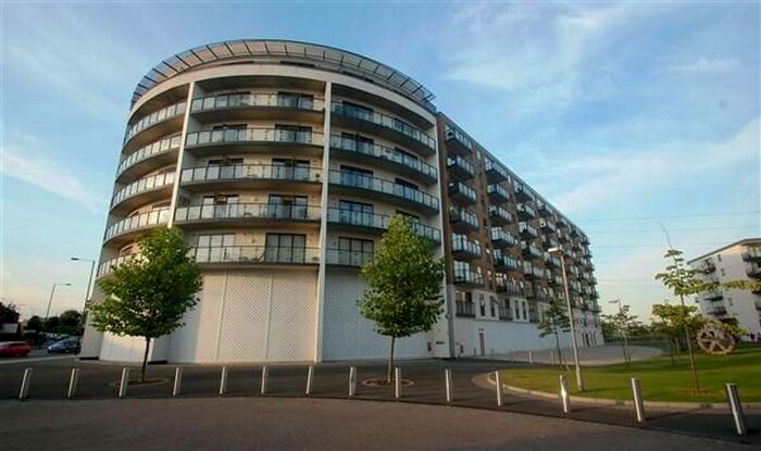 1 Bedroom Flat To Rent In Reed House, Durnsford Road, Wimbledon, SW19
