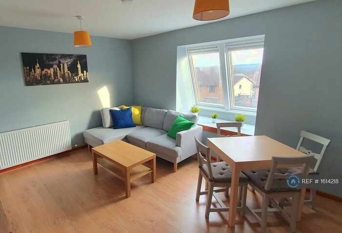 2 Bedroom Flat To Rent In East Farm Of Gilmerton, Edinburgh, EH17