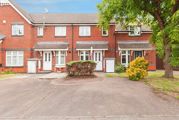2 Bedroom Terraced House For Sale In Bewicke Road, Leicester, LE3