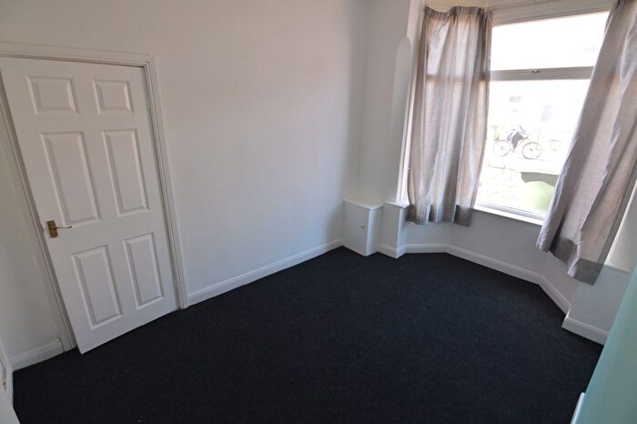 3 Bedroom Terraced House To Rent In Durban Road, Grimsby, DN32