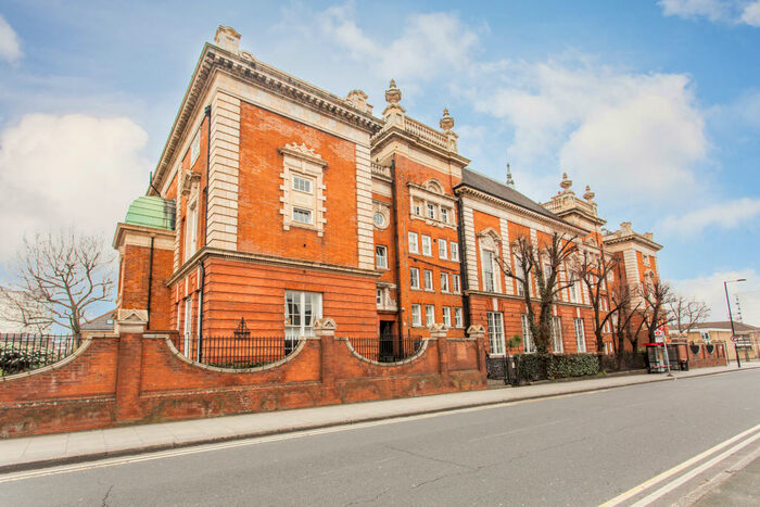 2 Bedroom Flat To Rent In Bramshaw Road, Hackney, E9