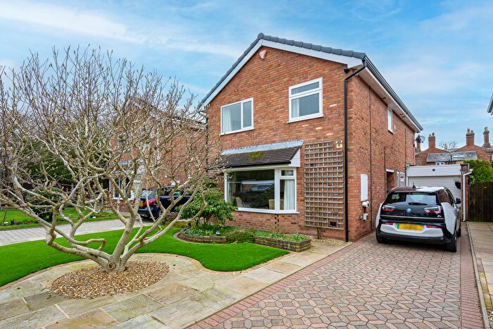 4 Bedroom Detached House For Sale In Ellesmere Court, Newport, TF10