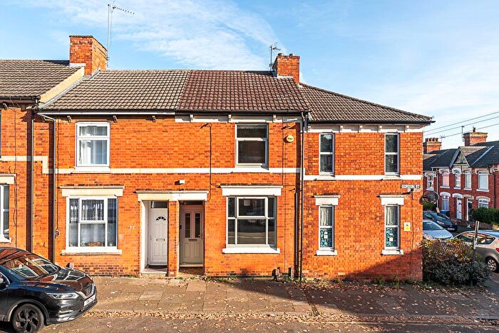 2 Bedroom Terraced House For Sale In Gordon Street, Kettering, NN16
