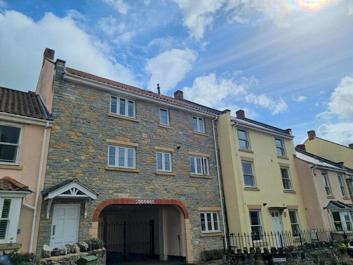 2 Bedroom Flat To Rent In Moorland Street, Axbridge, BS26