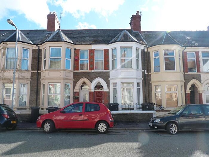 4 Bedroom House To Rent In Dogfield Street, Cathays ( Beds ), CF24