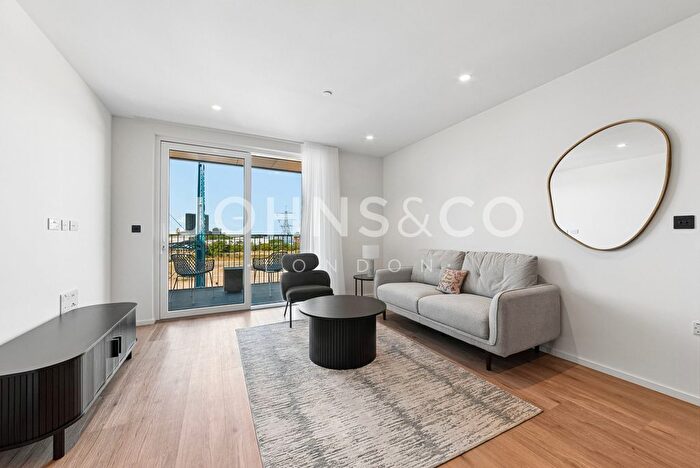 1 Bedroom Flat To Rent In Sisal House, Heron Wharf, London, E14