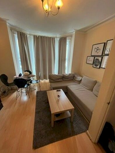 1 Bedroom Flat To Rent In Cambridge Road, Penge, Penge, SE20