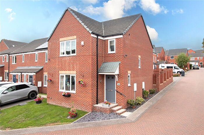 3 Bedroom Detached House For Sale In Bluebell Bank, Barnsley, S70