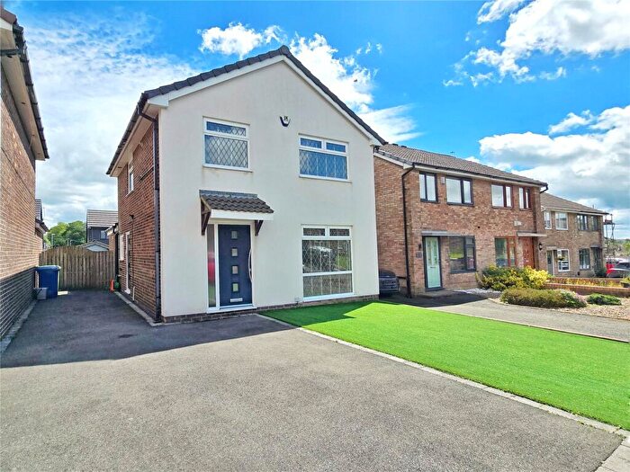 3 Bedroom Detached House For Sale In Narcissus Avenue, Helmshore, Rossendale, BB4