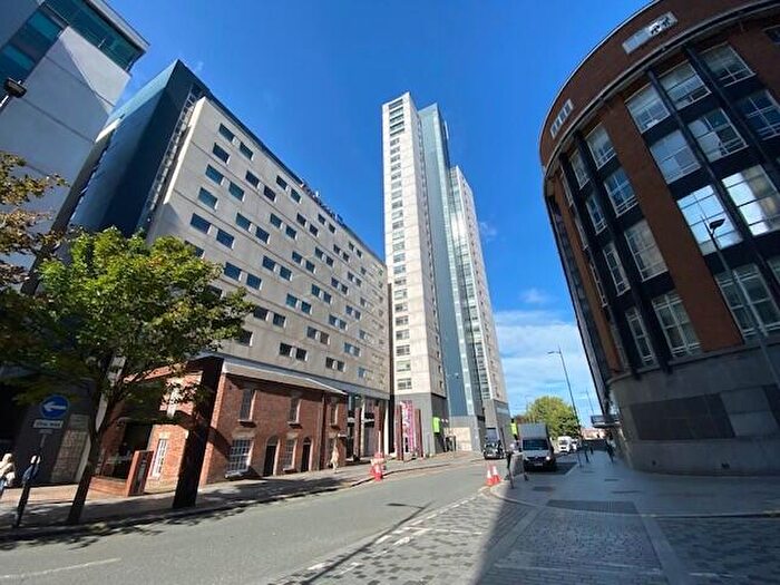 Apartment For Sale In Apartment, Beetham Tower, Old Hall Street, Liverpool, Merseyside, L3