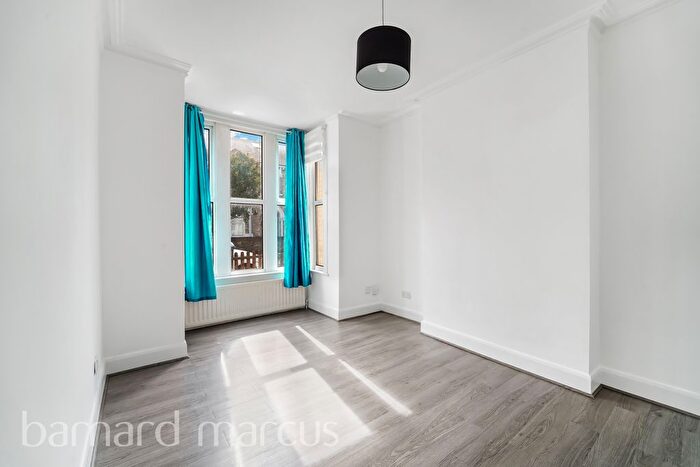 4 Bedroom Property To Rent In Devonshire Road, London, SW19